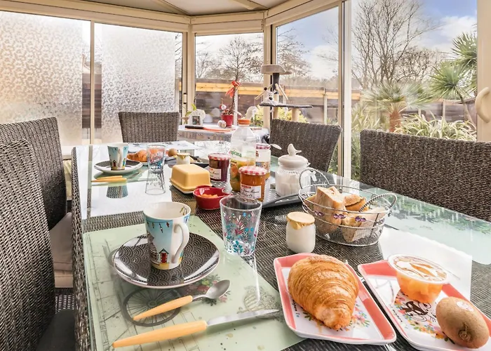 Familiale A Proximite De La - Fr-1-306-1331 *