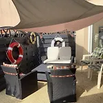 Familiale A Proximite De La - Fr-1-306-1331