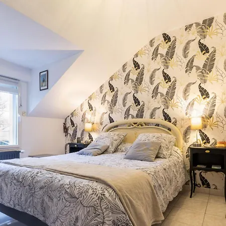 Familiale A Proximite De La - Fr-1-306-1331 *